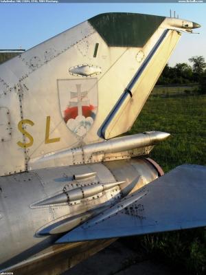 Náladovka: MiG-21UM, 3741, VHM Piešťany.