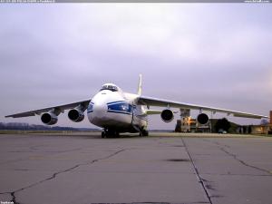 AN-124-100 VOLGA-DNEPR v Pardubicích