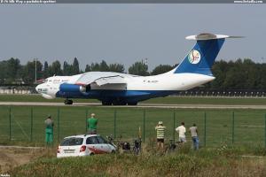 Il-76 Silk Way a pardubičtí spotteři