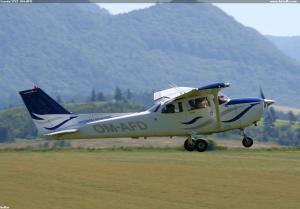 Cessna 172S  OM-AFD