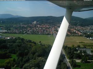 Finále Cessny 172 RG na RWY-22-LZPE (Mesto Bojnice)