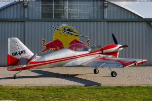 prirustek do hnizda Flying Bulls Aerobatic Team