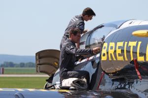 Predletová prehliadka - Breitling Jet Team