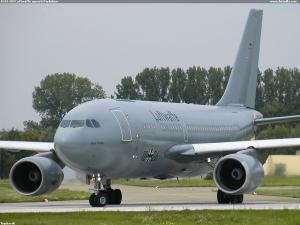 A310-304 Luftwaffe opouští Pardubice