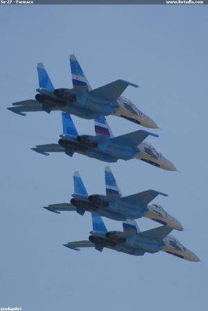 Su-27 - Formace